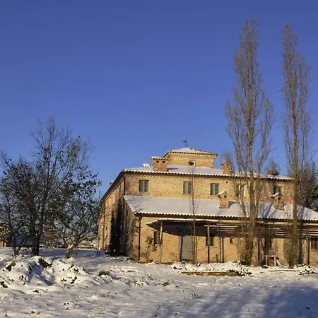 Il Casale Del Duca * אורבינו